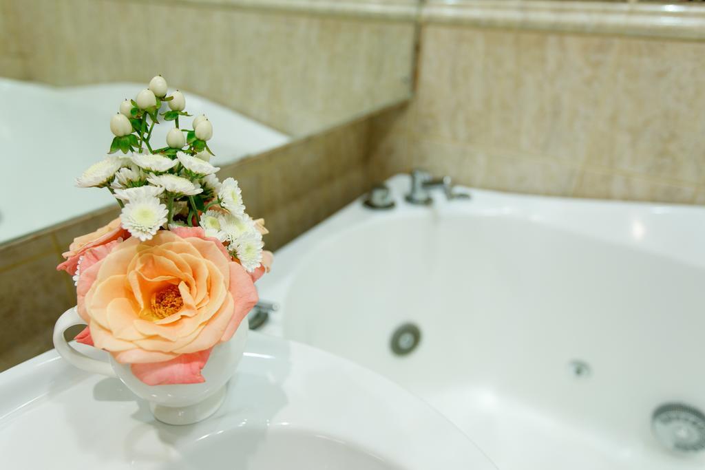 Studio De Luxe With Jacuzzi سومي المظهر الخارجي الصورة